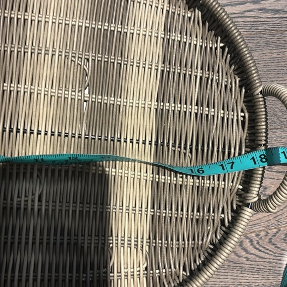 Elegant Woven Ratan Oval Tray with handles in grey - Picture 7 of 12